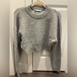 Zara Cropped Sweater Size M new with tags